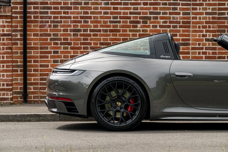 Porsche 911 (992.1) Targa 4S PDK