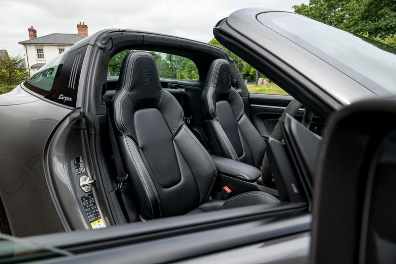 Porsche 911 (992.1) Targa 4S PDK