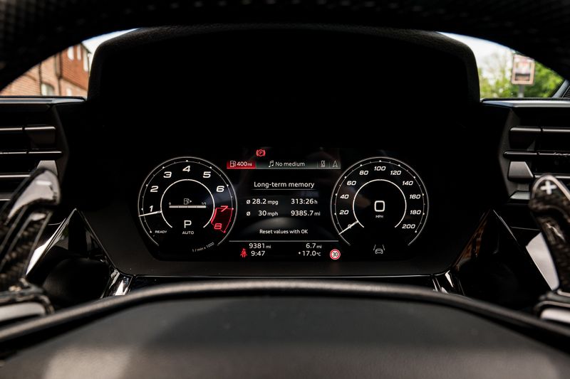 Audi RS3 Carbon Black  Sportback 2.5 TFSI Quattro