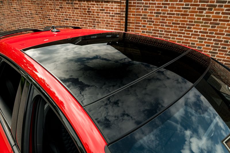 Audi RS3 Carbon Black  Sportback 2.5 TFSI Quattro