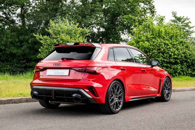 Audi RS3 Carbon Black  Sportback 2.5 TFSI Quattro