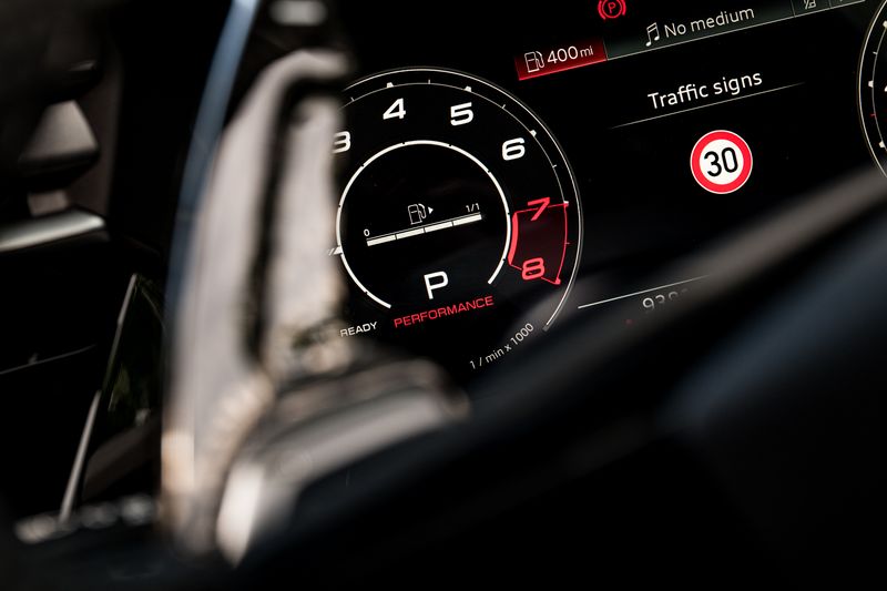 Audi RS3 Carbon Black  Sportback 2.5 TFSI Quattro