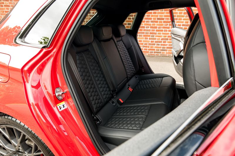 Audi RS3 Carbon Black  Sportback 2.5 TFSI Quattro