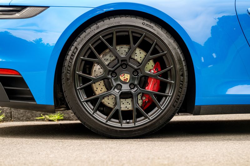 Porsche 911 (992.1) Carrera 4 GTS Coupe PDK