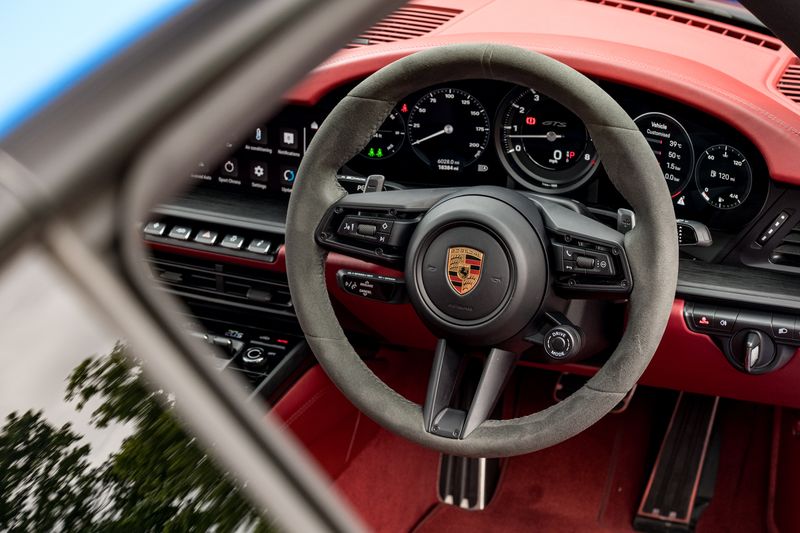 Porsche 911 (992.1) Carrera 4 GTS Coupe PDK