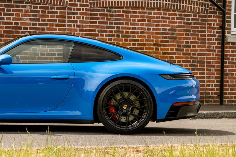 Porsche 911 (992.1) Carrera 4 GTS Coupe PDK