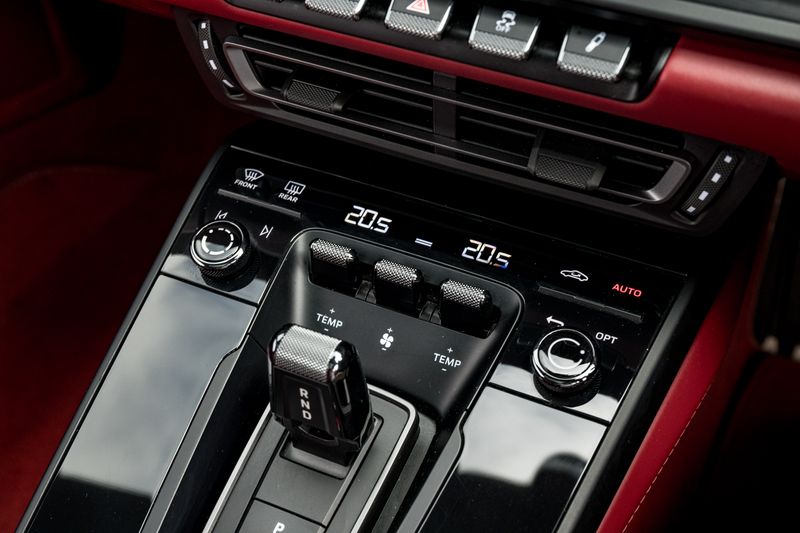 Porsche 911 (992.1) Carrera 4 GTS Coupe PDK