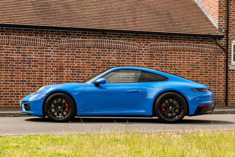 Porsche 911 (992.1) Carrera 4 GTS Coupe PDK