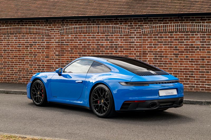 Porsche 911 (992.1) Carrera 4 GTS Coupe PDK