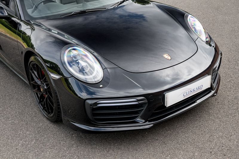 Porsche 911 (991) Turbo Convertible PDK 4WD