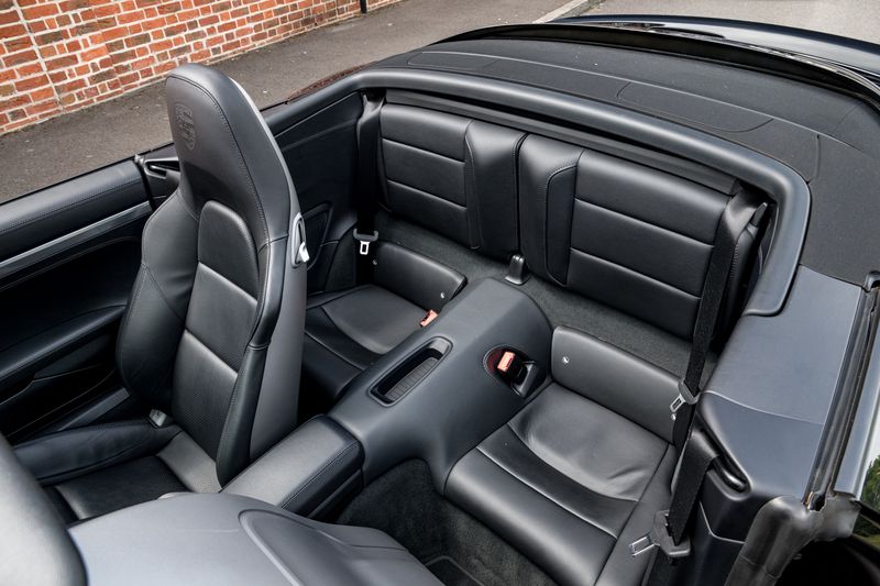 Porsche 911 (991) Turbo Convertible PDK 4WD