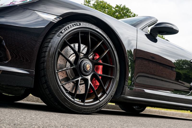 Porsche 911 (991) Turbo Convertible PDK 4WD