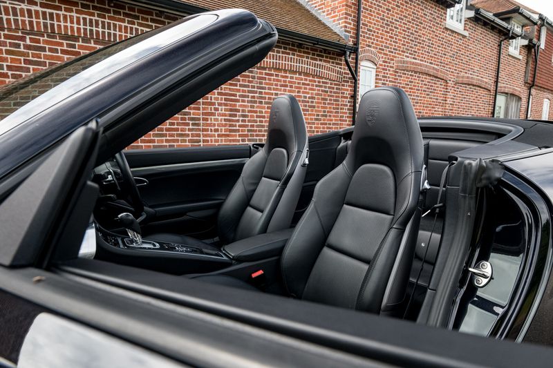 Porsche 911 (991) Turbo Convertible PDK 4WD