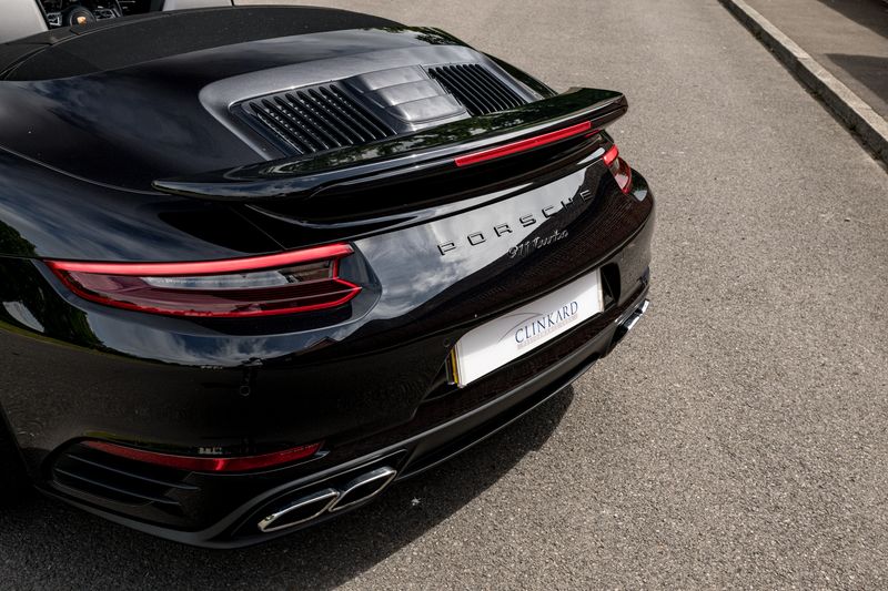 Porsche 911 (991) Turbo Convertible PDK 4WD