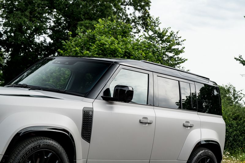 Land Rover Defender 110 OCTA P635 V8 SUV Petrol