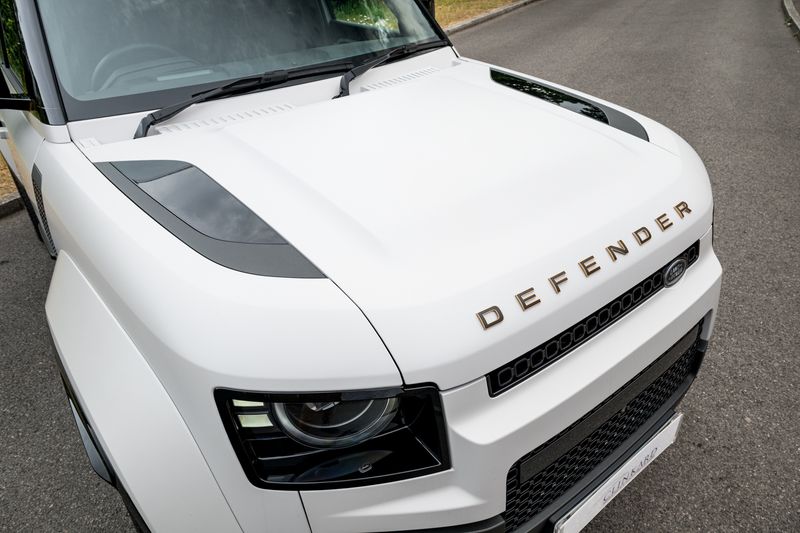 Land Rover Defender 110 OCTA P635 V8 SUV Petrol
