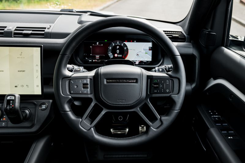 Land Rover Defender 110 OCTA P635 V8 SUV Petrol