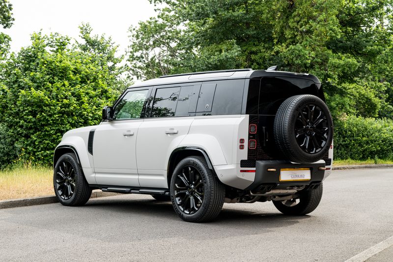 Land Rover Defender 110 OCTA P635 V8 SUV Petrol