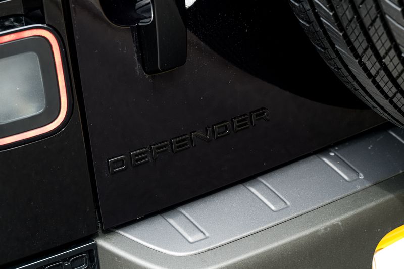 Land Rover Defender 110 OCTA P635 V8 SUV Petrol