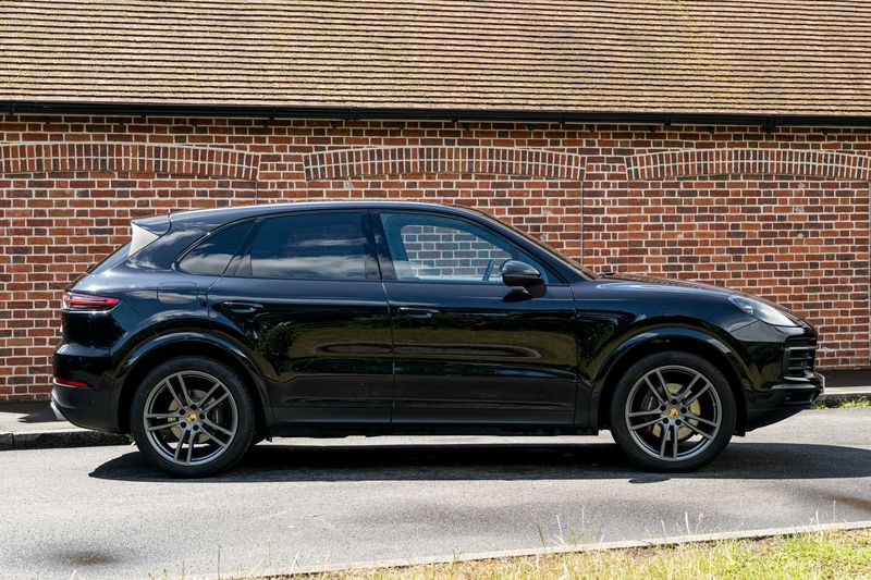 Porsche Cayenne 3.0T V6 SUV Petrol Tiptronic S 4WD