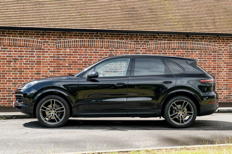 Porsche Cayenne 3.0T V6 SUV Petrol Tiptronic S 4WD