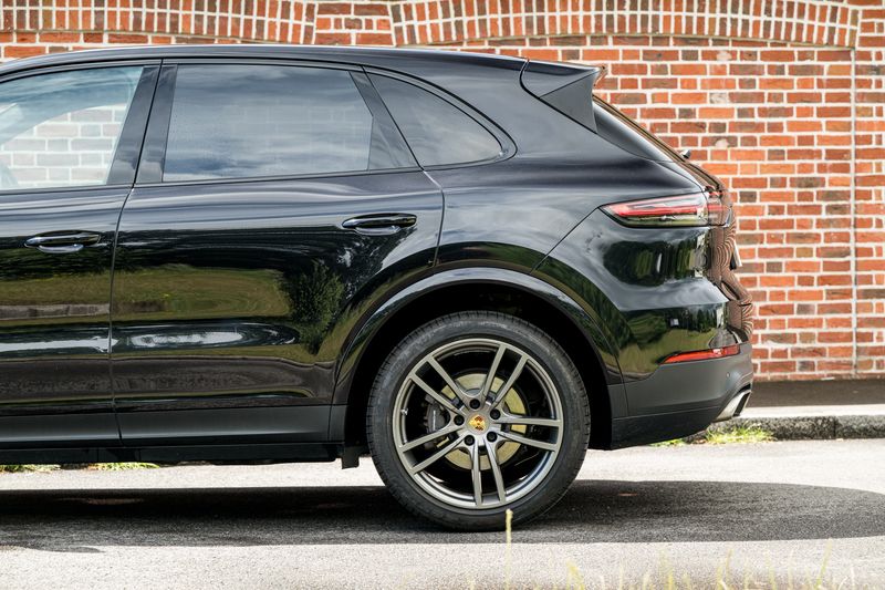 Porsche Cayenne 3.0T V6 SUV Petrol Tiptronic S 4WD