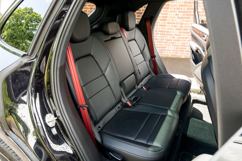 Porsche Cayenne 3.0T V6 SUV Petrol Tiptronic S 4WD