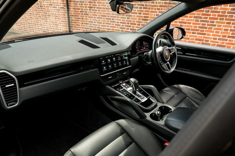 Porsche Cayenne 3.0T V6 SUV Petrol Tiptronic S 4WD