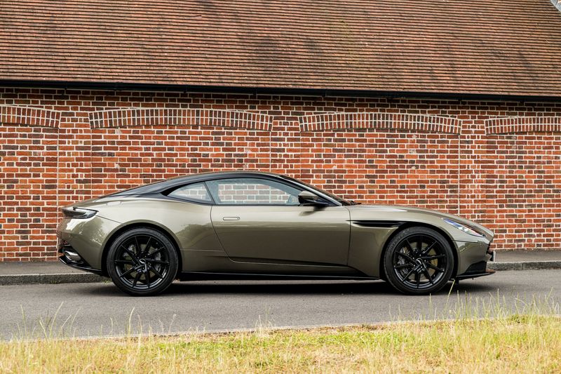 Aston Martin DB11 4.0 V8 Coupe Auto