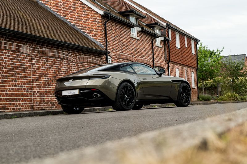 Aston Martin DB11 4.0 V8 Coupe Auto