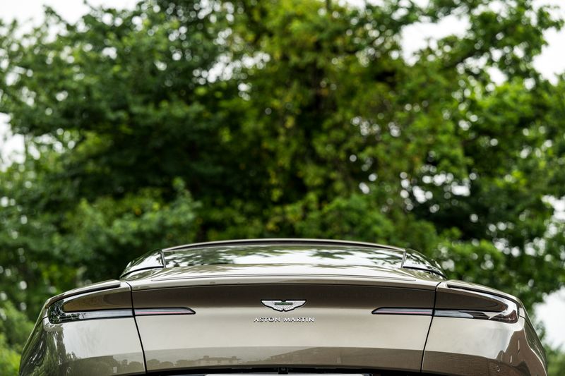 Aston Martin DB11 4.0 V8 Coupe Auto