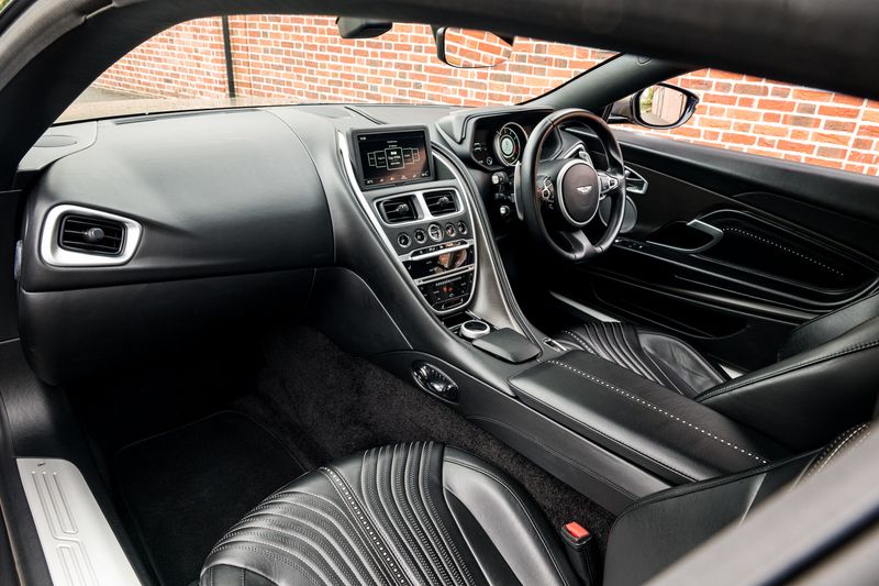 Aston Martin DB11 4.0 V8 Coupe Auto