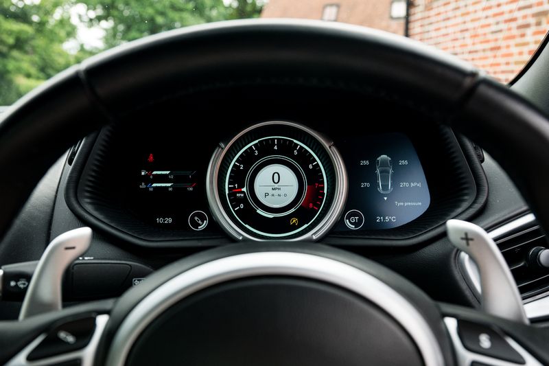 Aston Martin DB11 4.0 V8 Coupe Auto