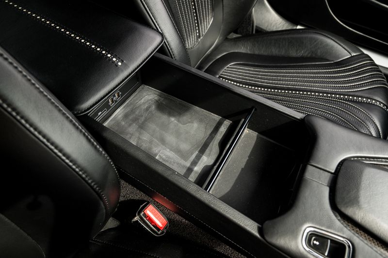 Aston Martin DB11 4.0 V8 Coupe Auto