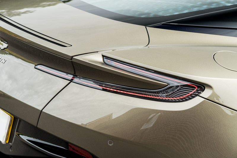 Aston Martin DB11 4.0 V8 Coupe Auto