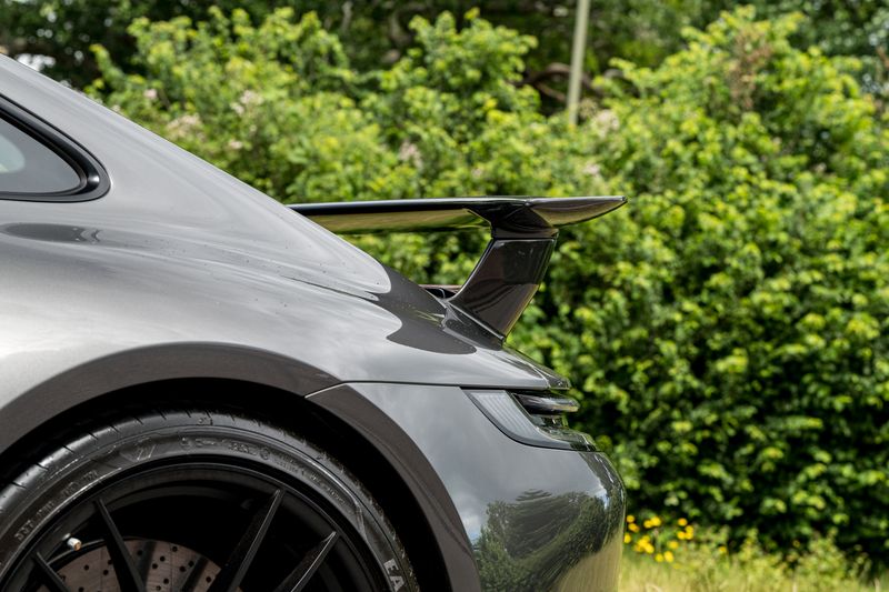 Porsche 911 (992) Carrera 4 GTS Coupe PDK
