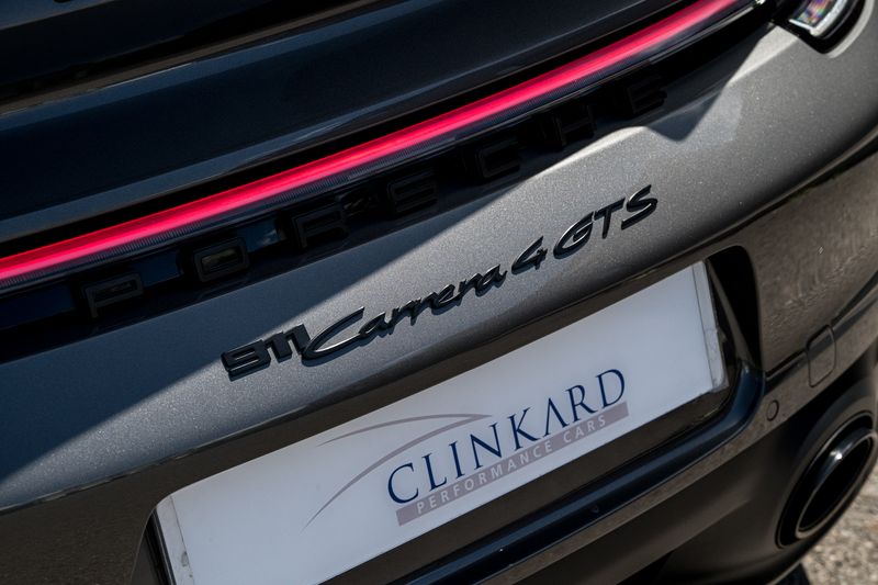 Porsche 911 (992) Carrera 4 GTS Coupe PDK