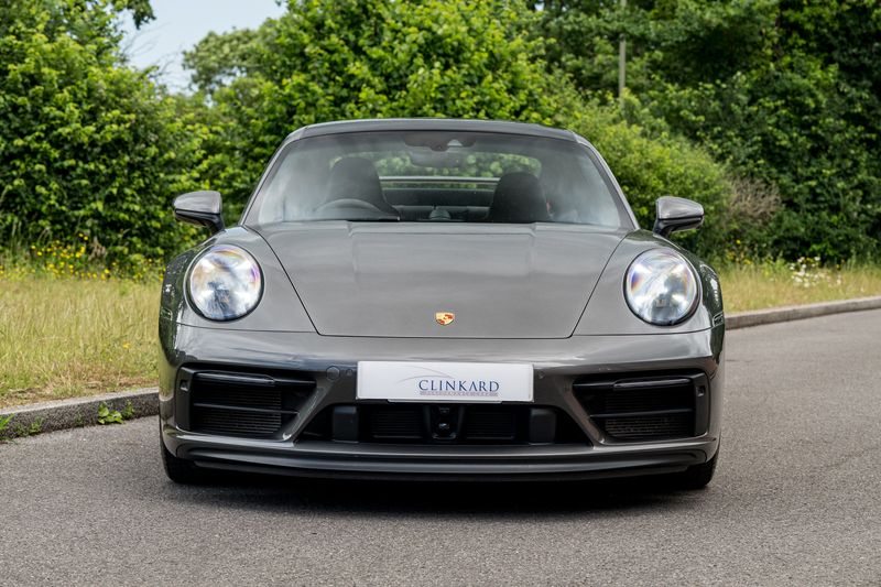 Porsche 911 (992) Carrera 4 GTS Coupe PDK