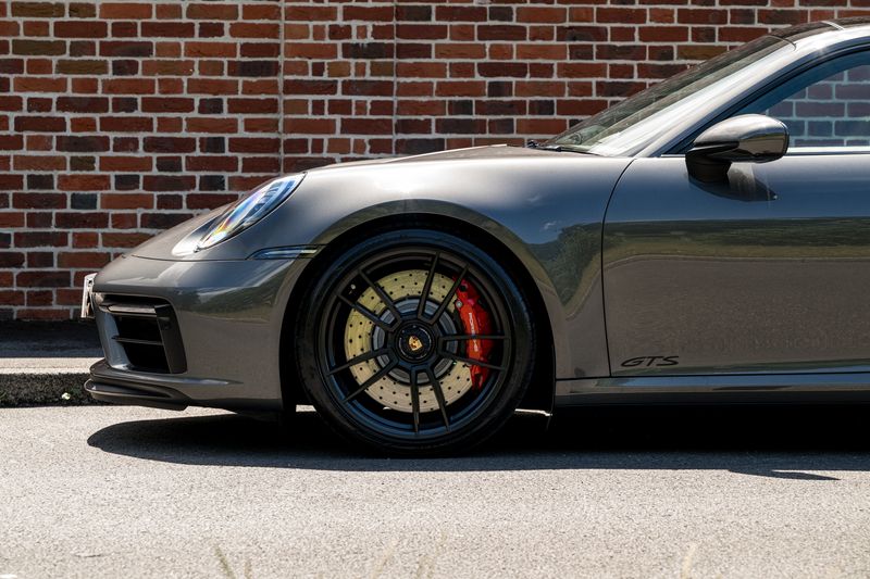 Porsche 911 (992) Carrera 4 GTS Coupe PDK