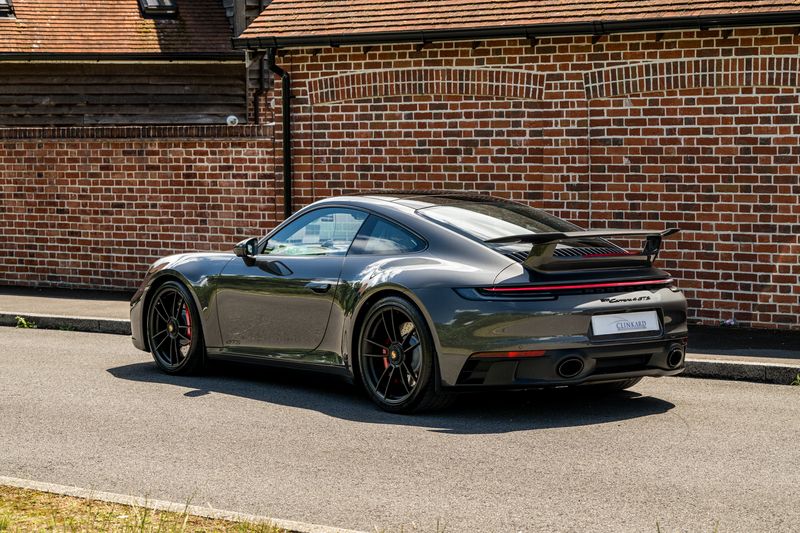 Porsche 911 (992) Carrera 4 GTS Coupe PDK