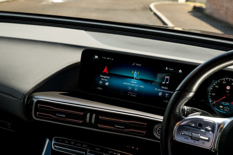 Mercedes-Benz EQC 400 AMG Line (Premium) Electric 4MATIC 80kWh