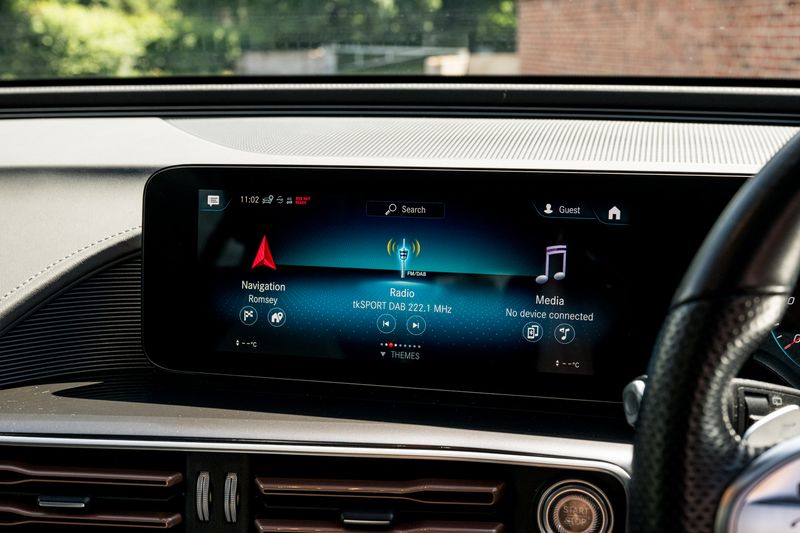 Mercedes-Benz EQC 400 AMG Line (Premium) Electric 4MATIC 80kWh
