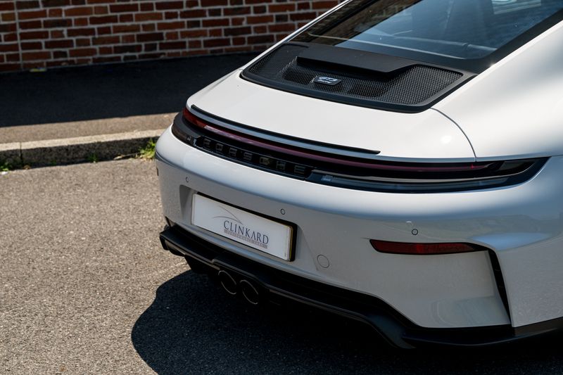 Porsche 911 (992.2) GT3 Touring