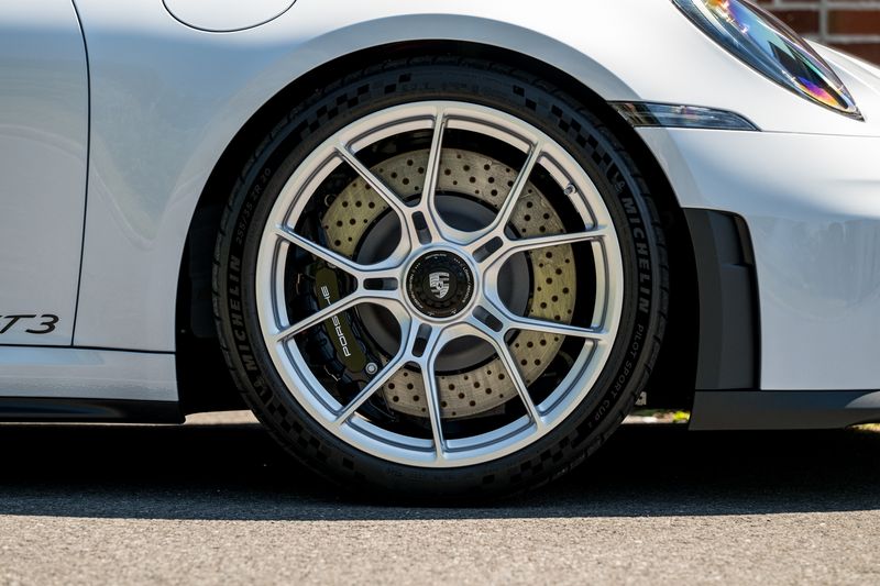 Porsche 911 (992.2) GT3 Touring