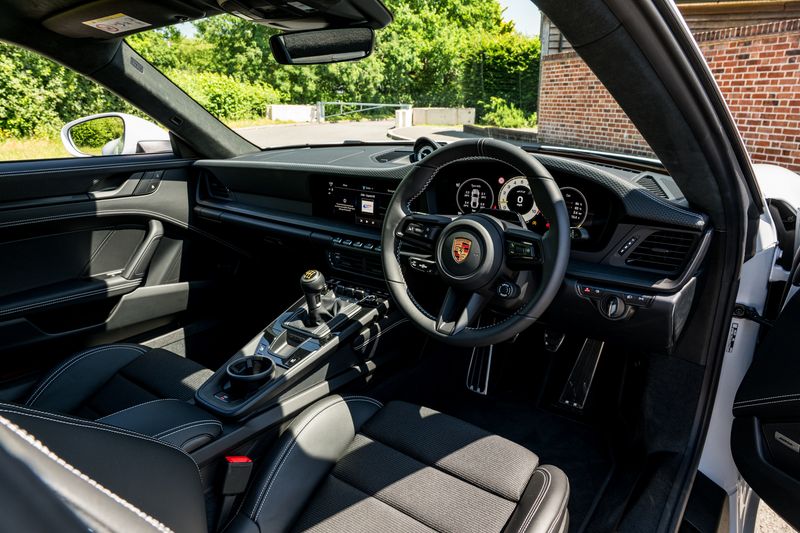 Porsche 911 (992.2) GT3 Touring