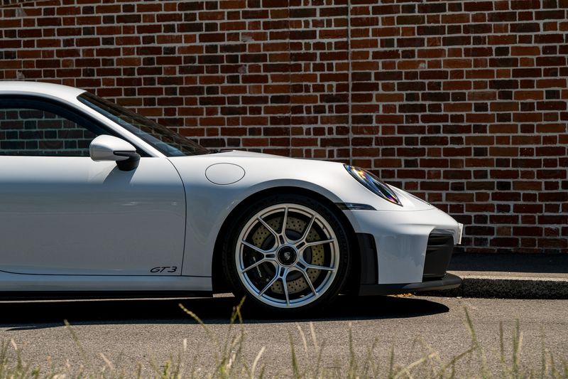 Porsche 911 (992.2) GT3 Touring