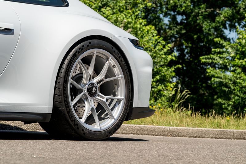 Porsche 911 (992.2) GT3 Touring