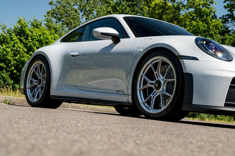 Porsche 911 (992.2) GT3 Touring