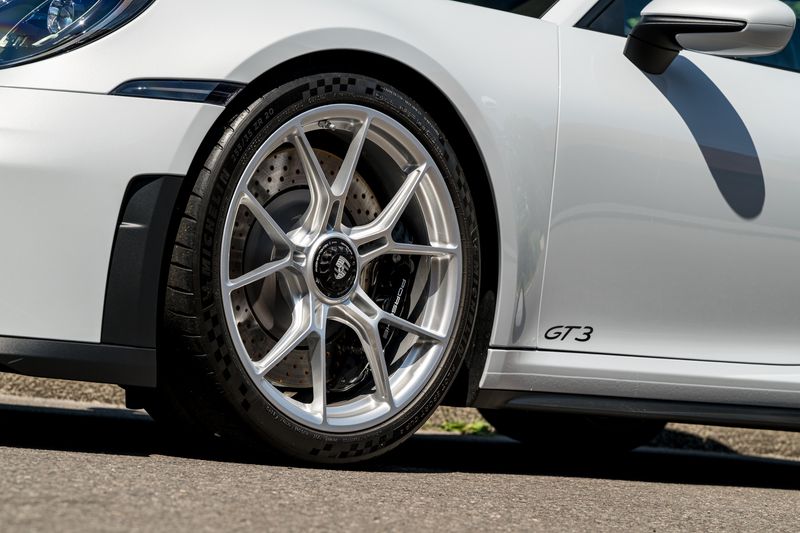 Porsche 911 (992.2) GT3 Touring