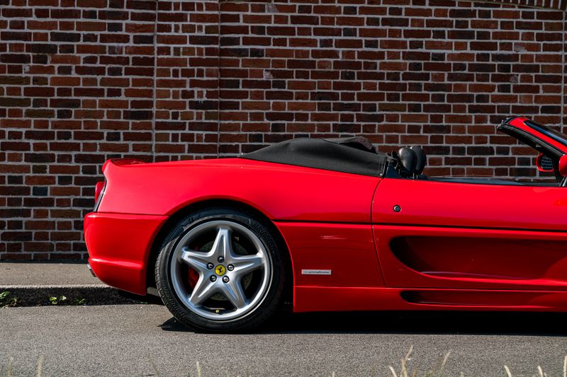 Ferrari 355 F1 Spider (RHD) Fiorano Handling Pack